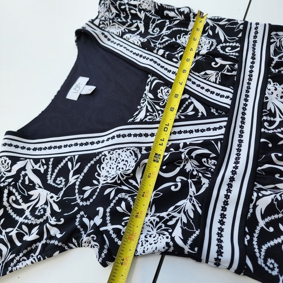 Ann Taylor LOFT Shift Dress Floral Cap Sleeve Empire Waist Black White Stretch 6 - Picture 16 of 16